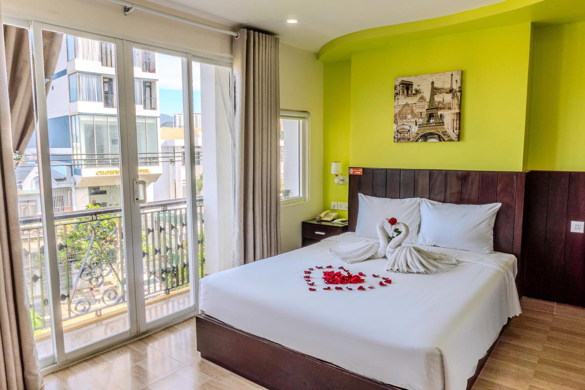 Melyna Hotel Nha Trang Beach Exterior photo